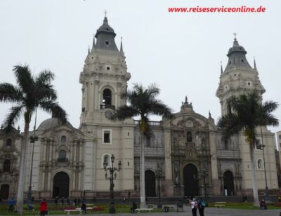 Kathedrale am Plaza de Armas